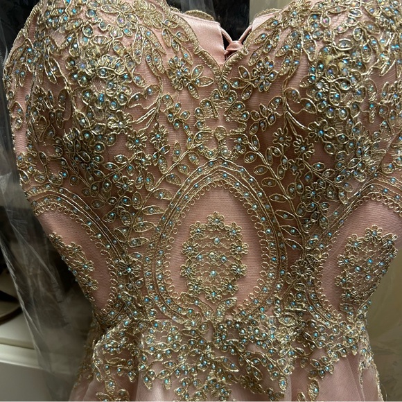 Camille La Vie Beaded Mini Dress - Picture 5 of 10